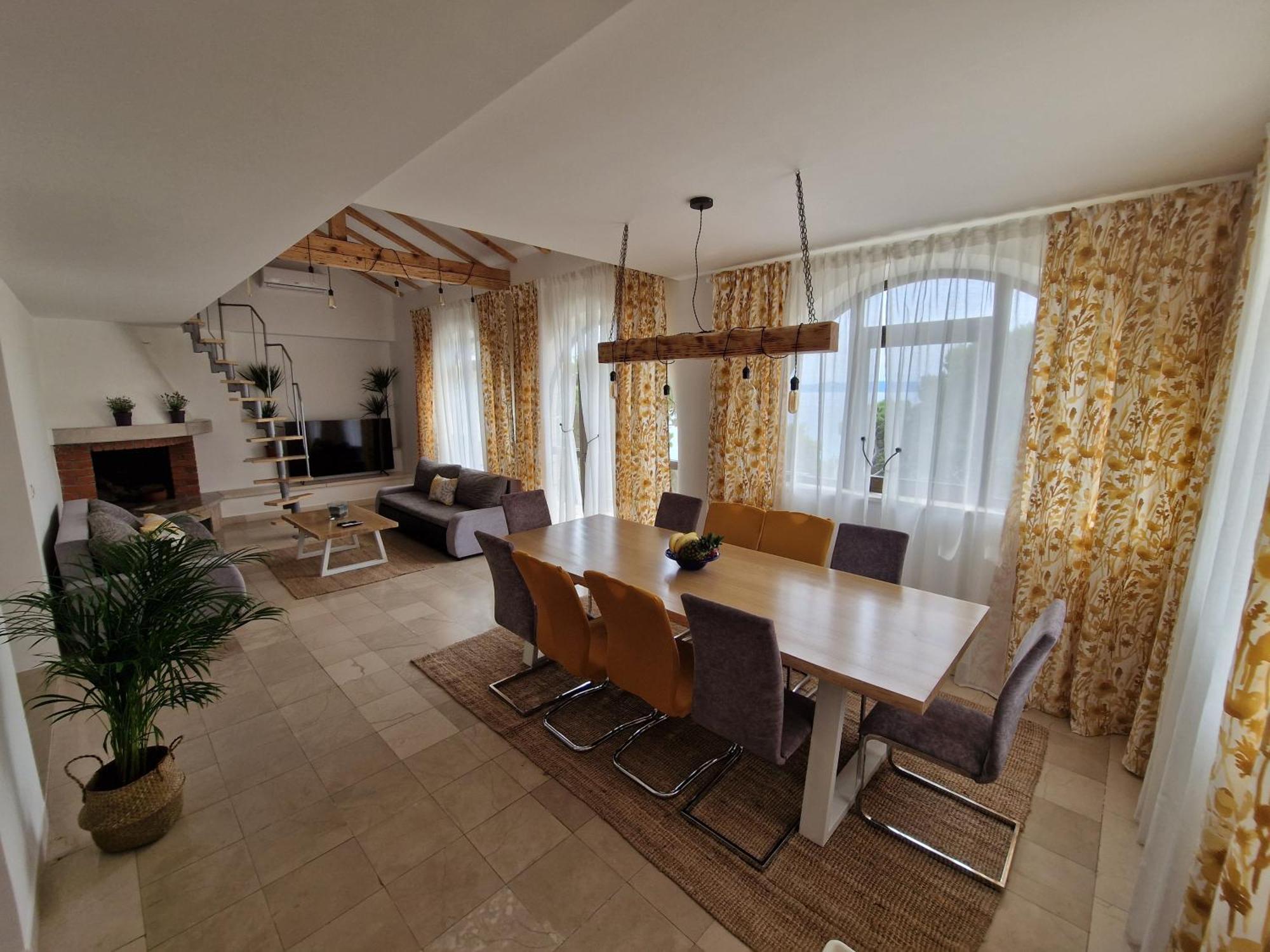 Apartmani Vukusic Promajna Bagian luar foto